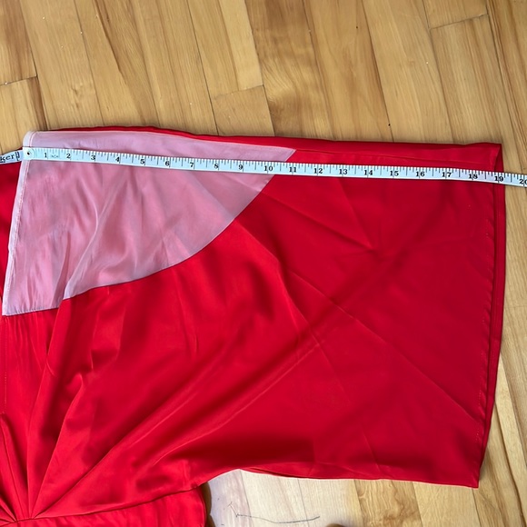 [L] RED KIMONO ROMPER GLAMAKER - Picture 11 of 14